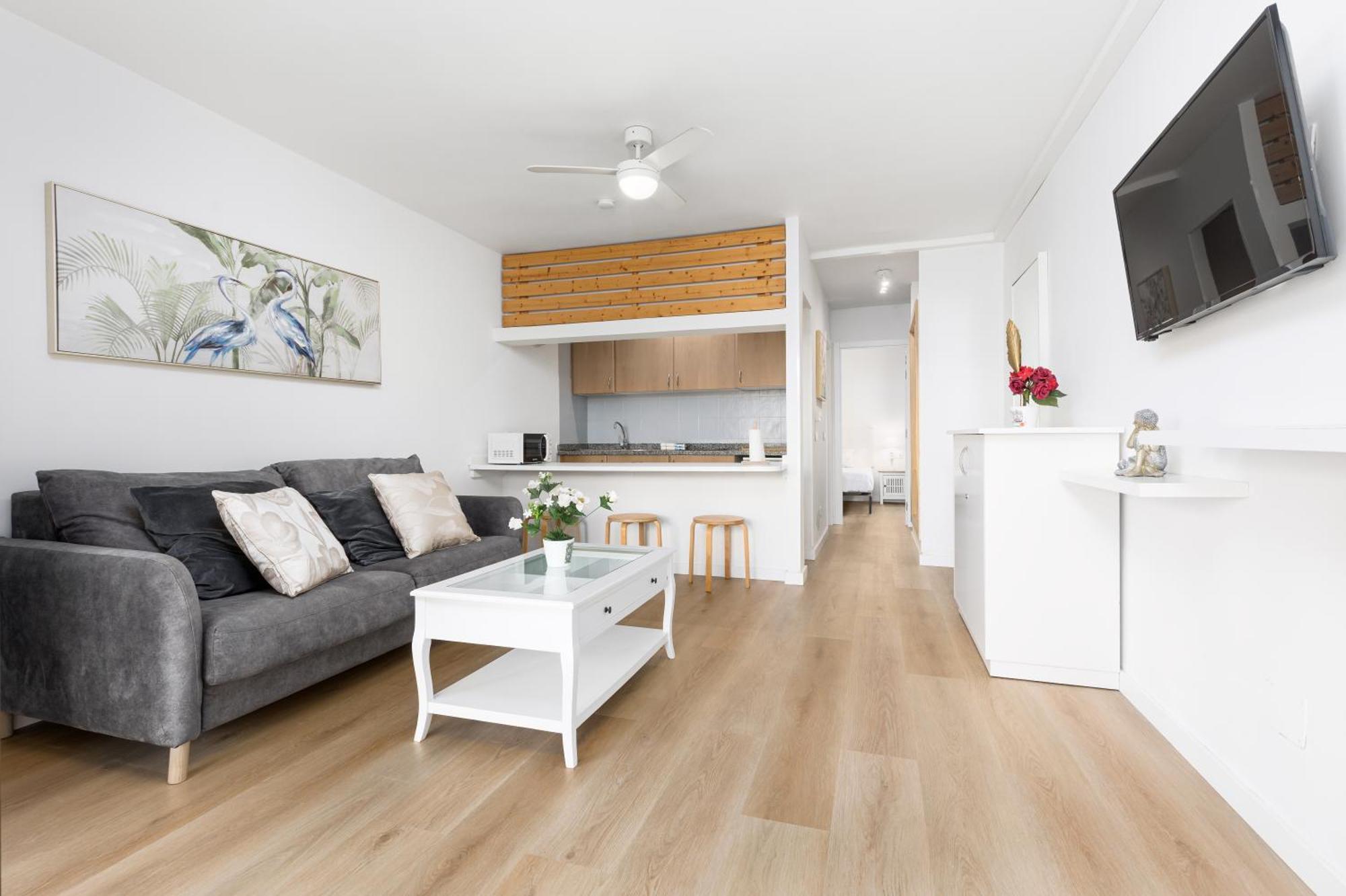 Home2Book Pool & Tennis Court Cozy Apt, Коралео Екстериор снимка